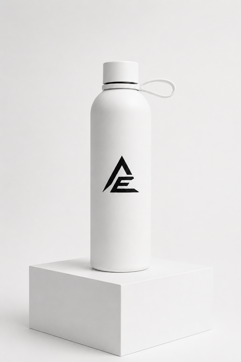 TITAN BOTTLE - WHITE