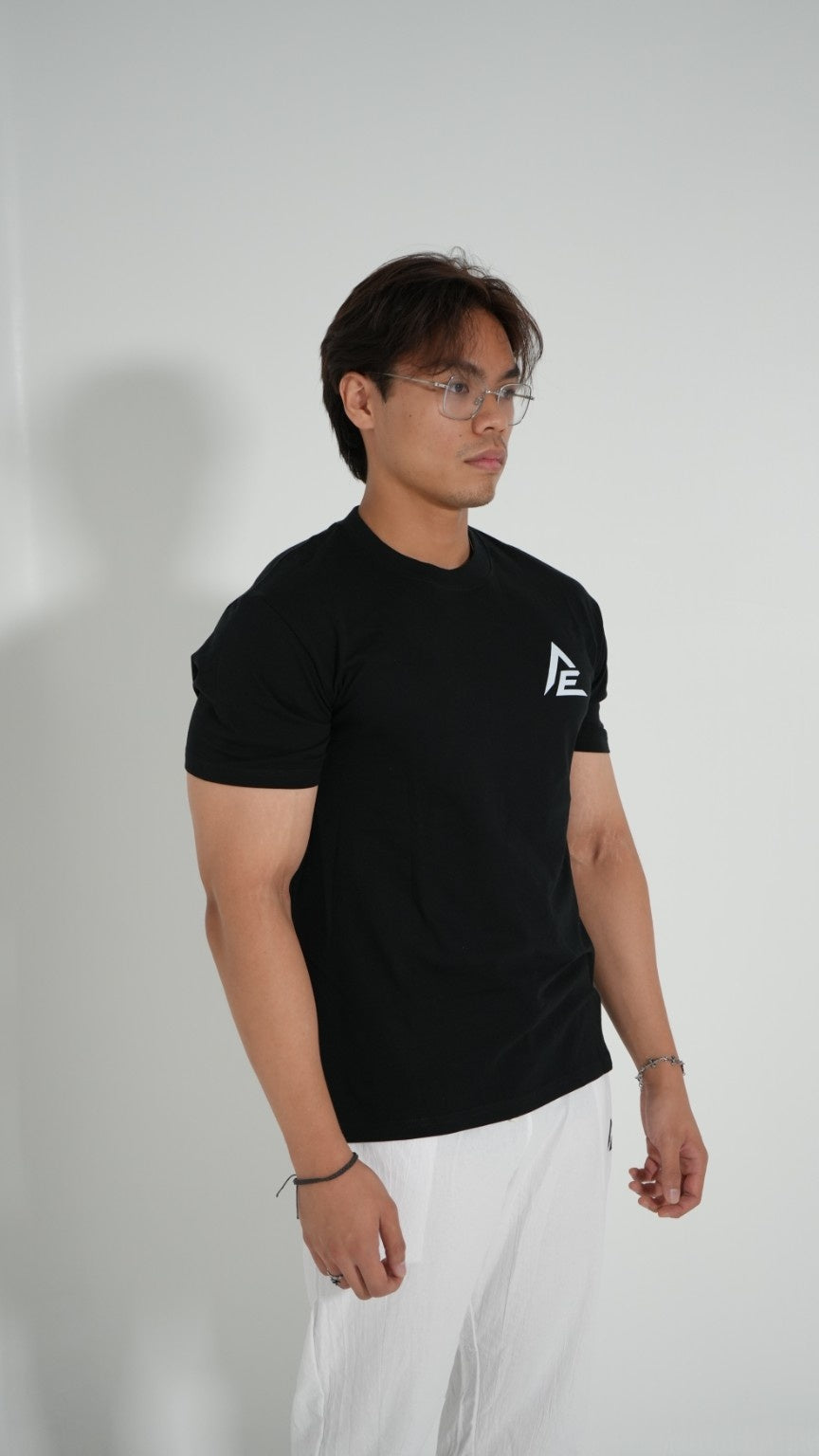 LEGACY T-SHIRT - BLACK